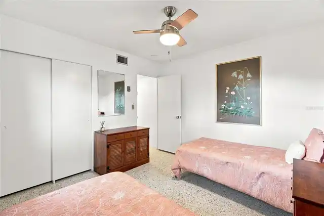 Listing Photo 35