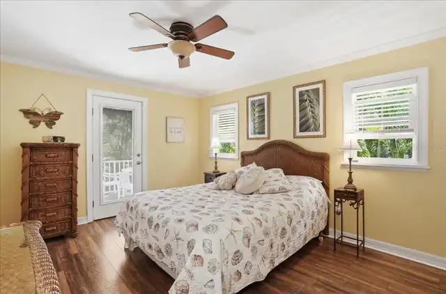 Listing Photo 18