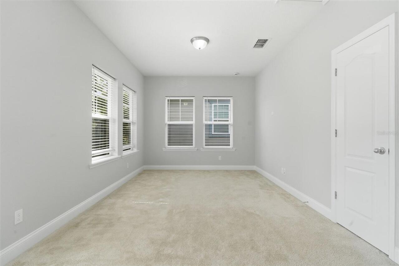 Listing Photo 24