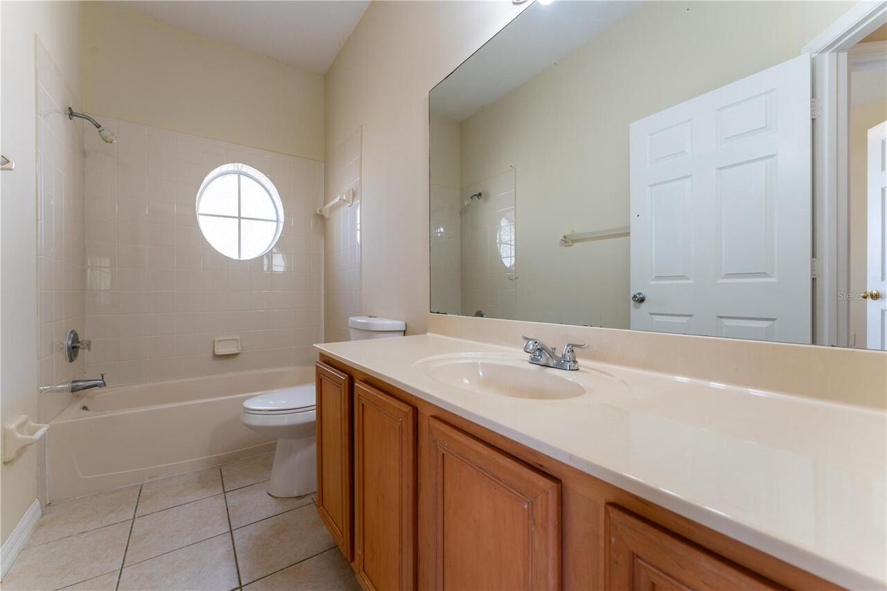 Listing Photo 17