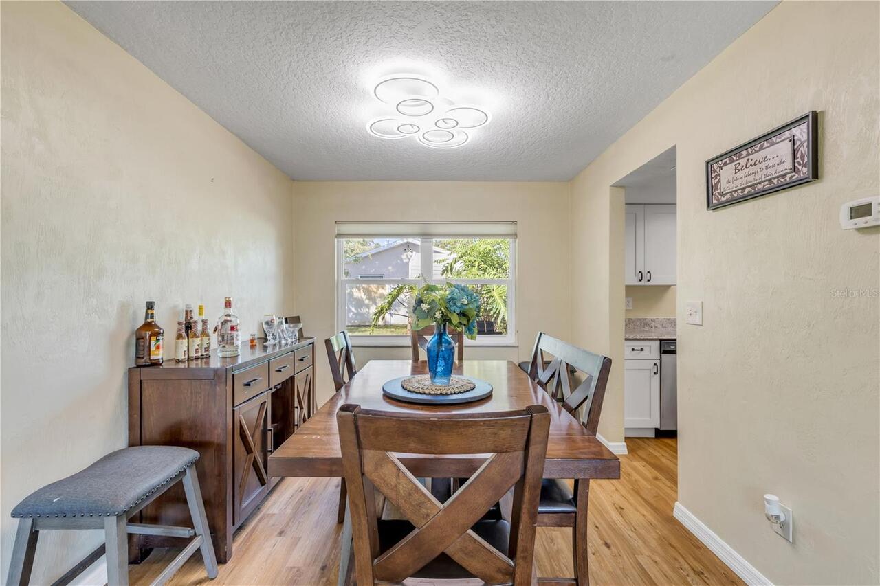 Listing Photo 9