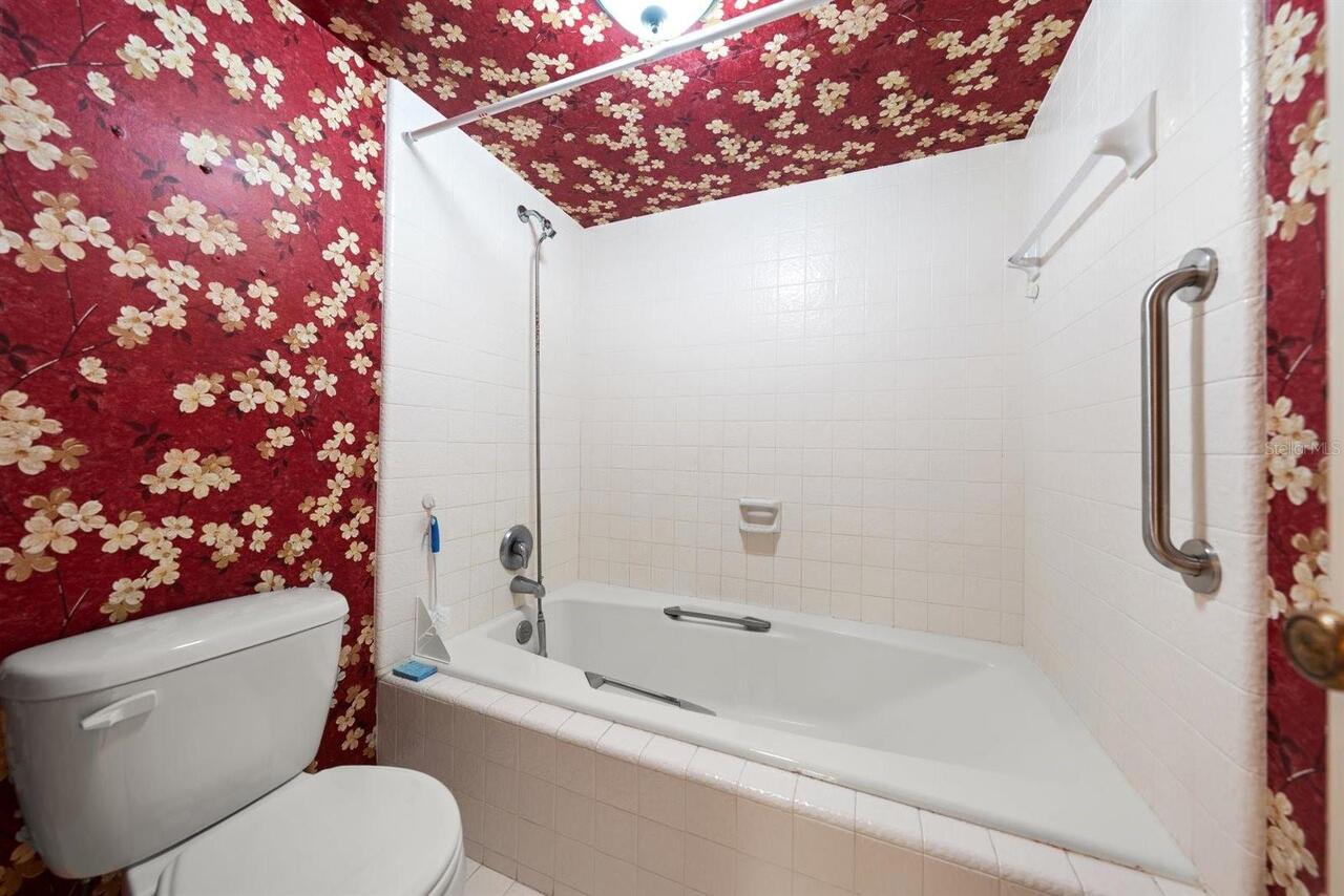 Listing Photo 19