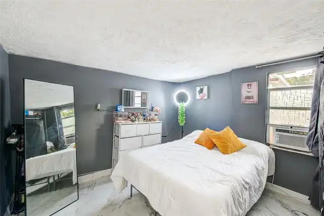 Listing Photo 29