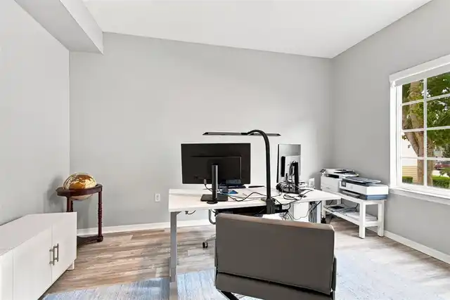 Listing Photo 23