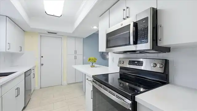 Listing Photo 19