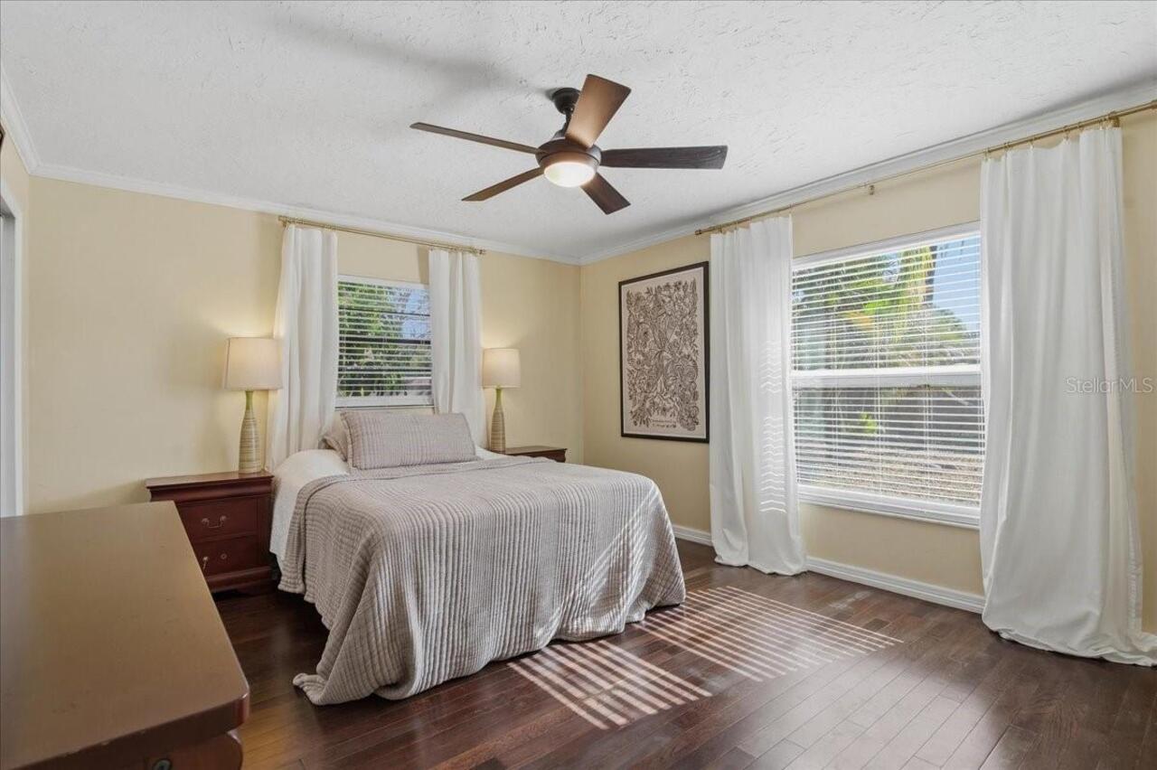 Listing Photo 22