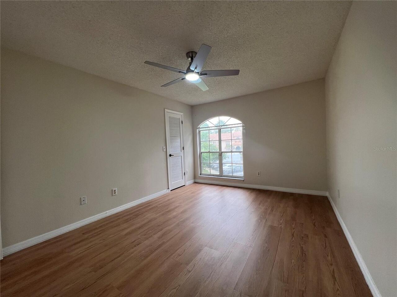 Listing Photo 38