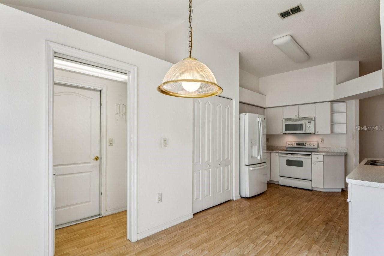 Listing Photo 16