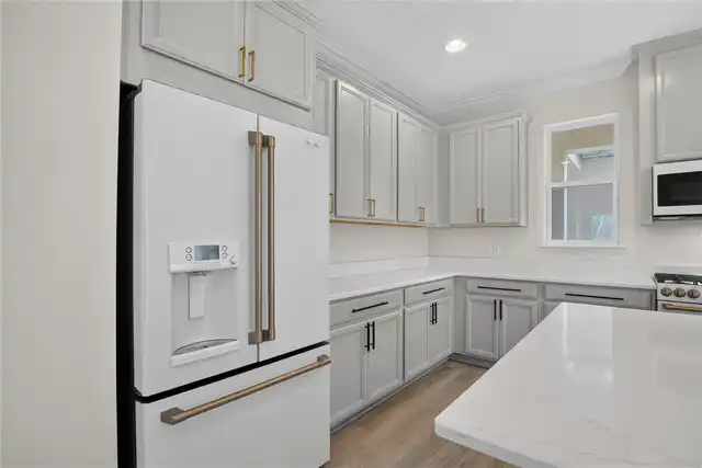 Listing Photo 21