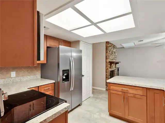 Listing Photo 9