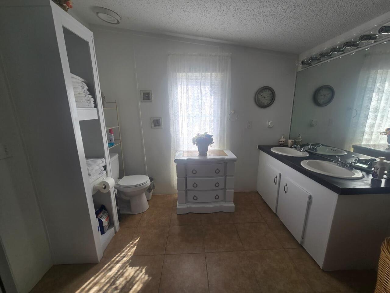 Listing Photo 42
