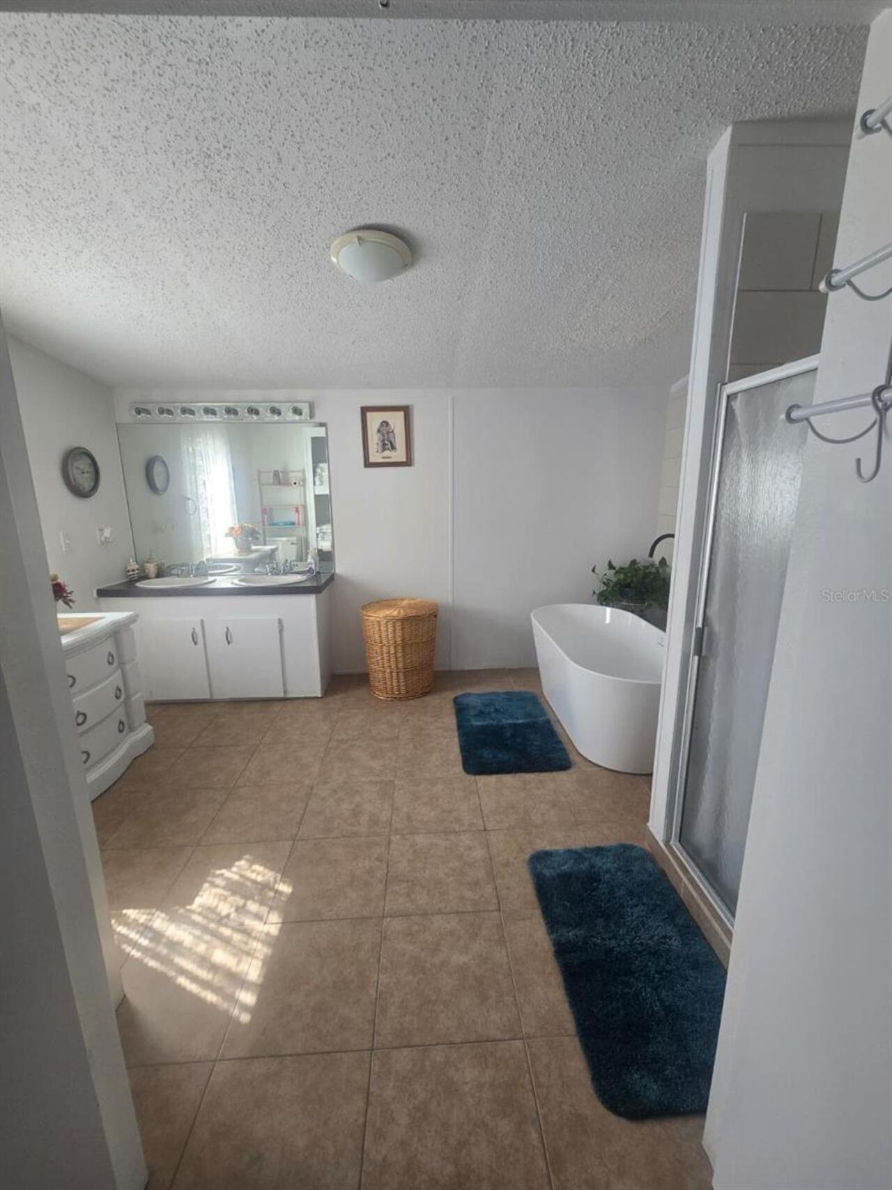 Listing Photo 44