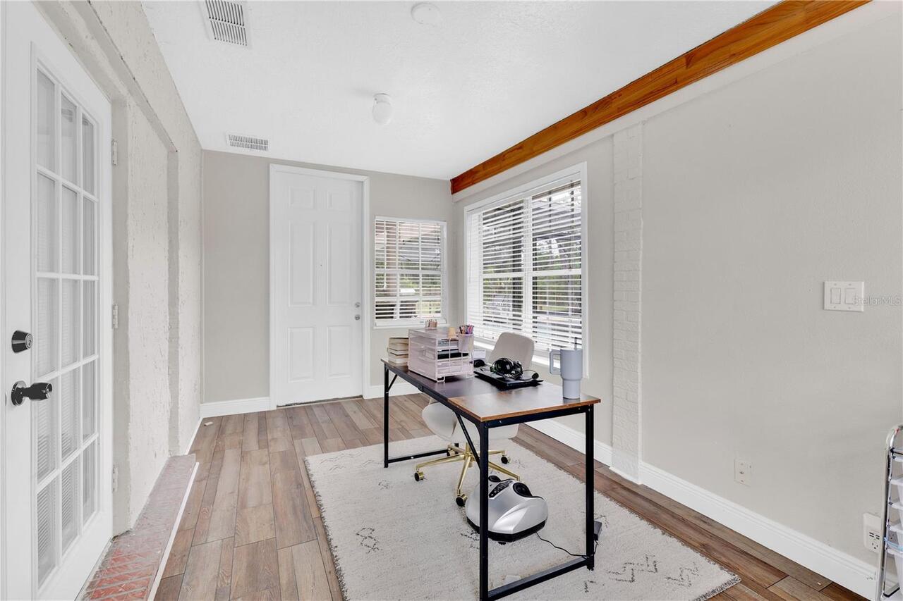 Listing Photo 17