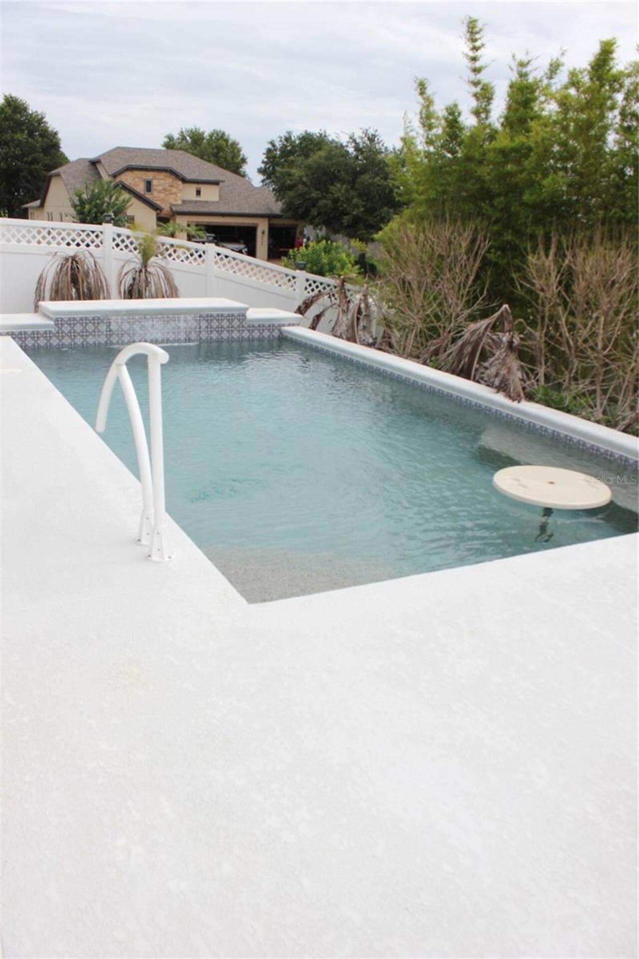 Listing Photo 10