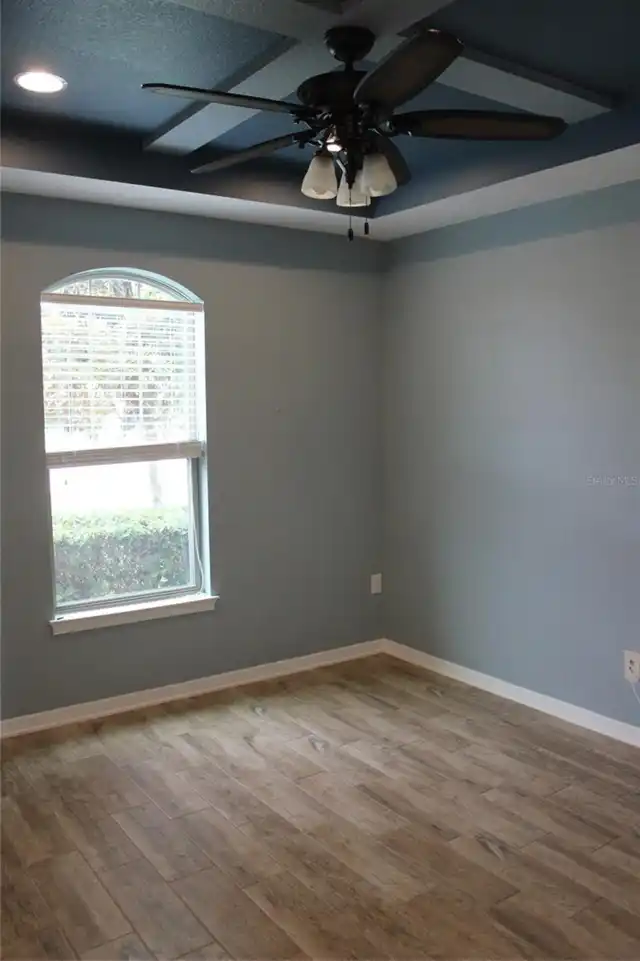 Listing Photo 37