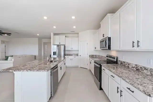Listing Photo 11