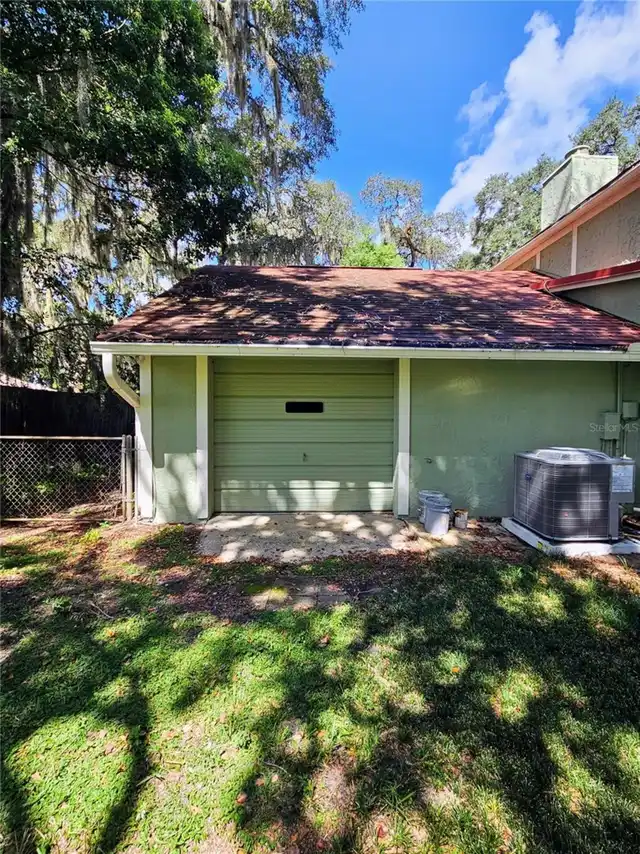 Listing Photo 9