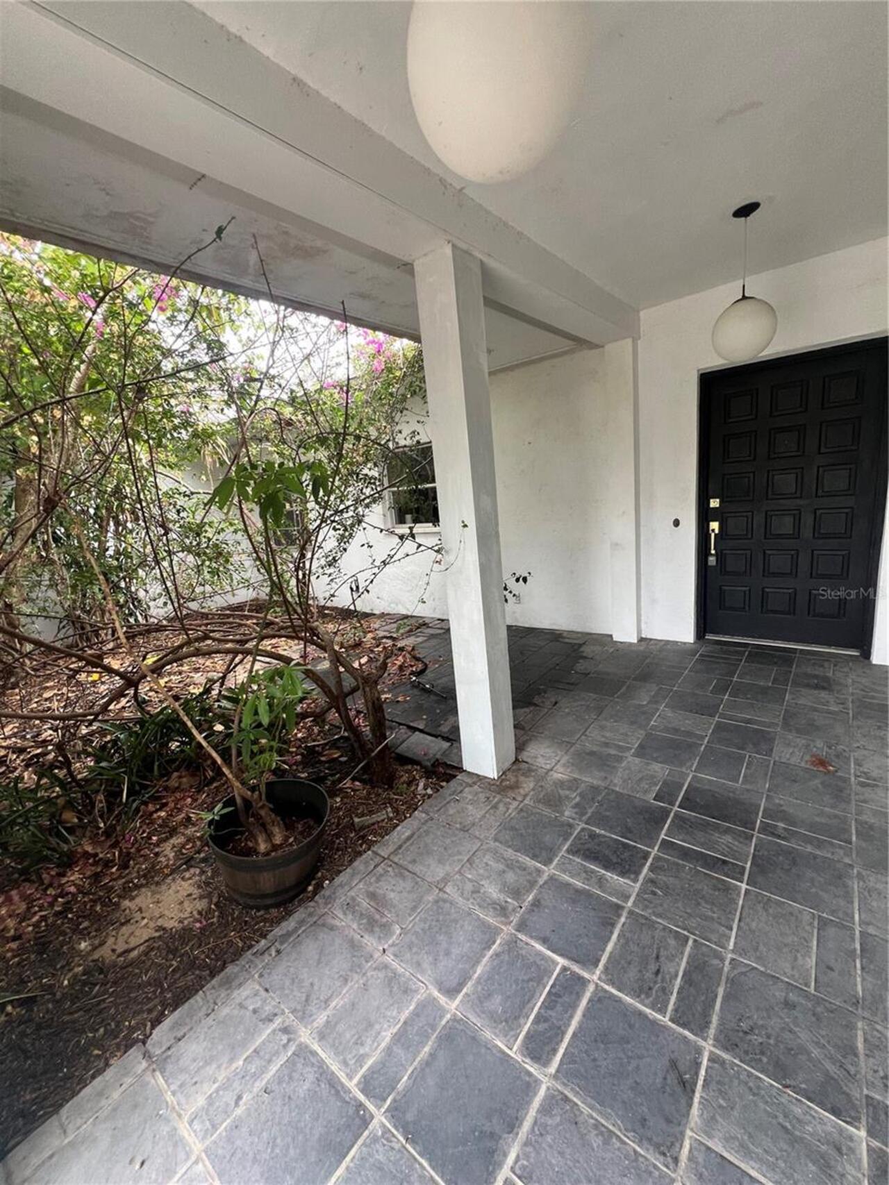 Listing Photo 12