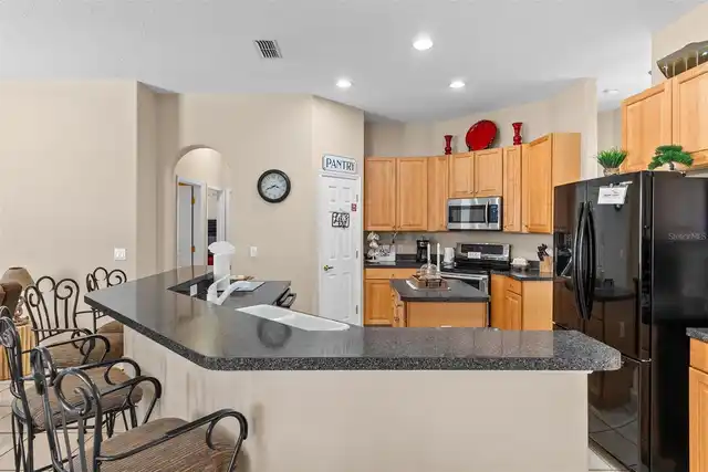 Listing Photo 14