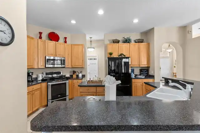 Listing Photo 15