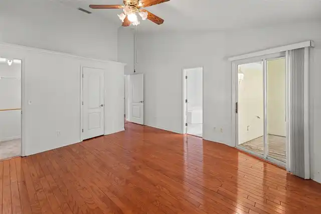 Listing Photo 13