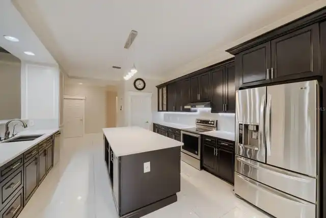 Listing Photo 15