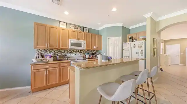Listing Photo 16