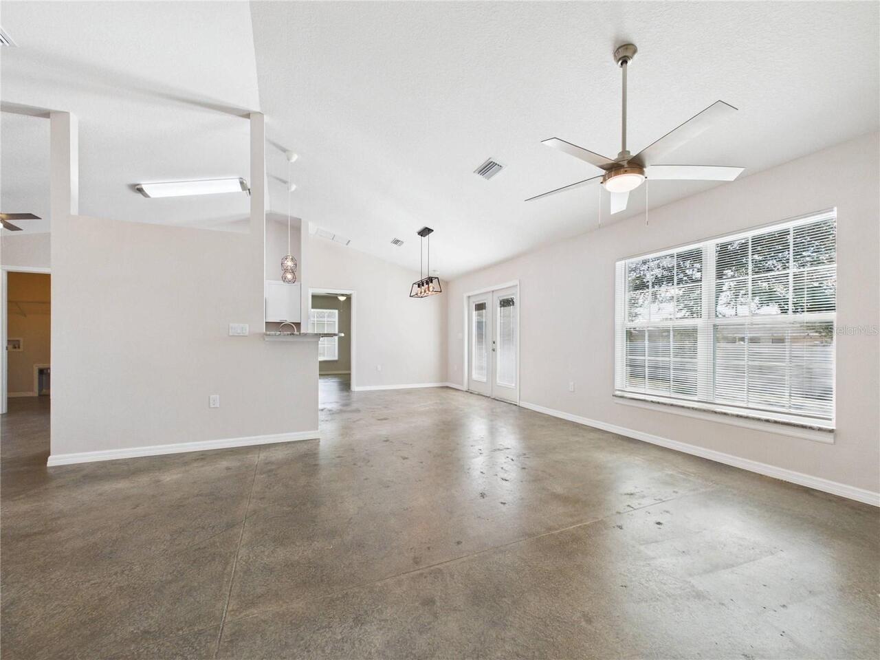 Listing Photo 13