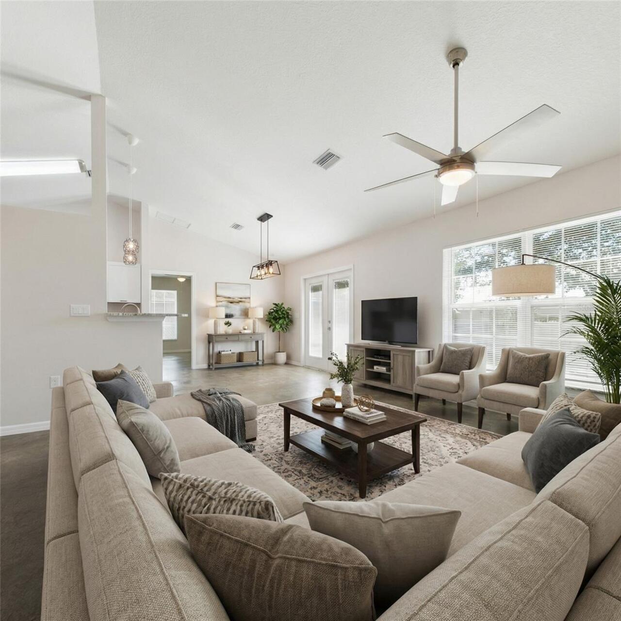 Listing Photo 14
