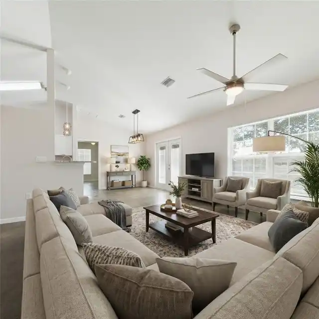 Listing Photo 14