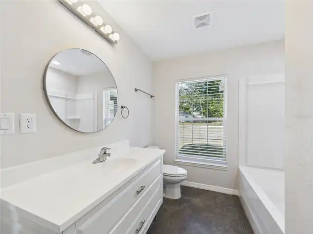 Listing Photo 23