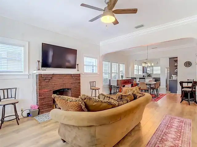 Listing Photo 19