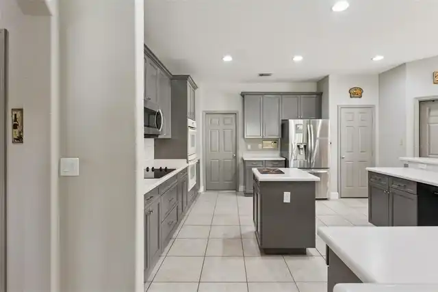 Listing Photo 19
