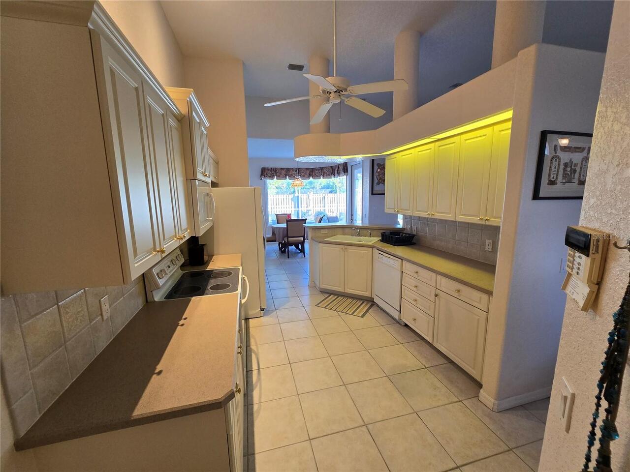 Listing Photo 9