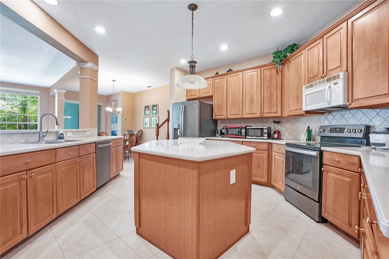 Listing Photo 11
