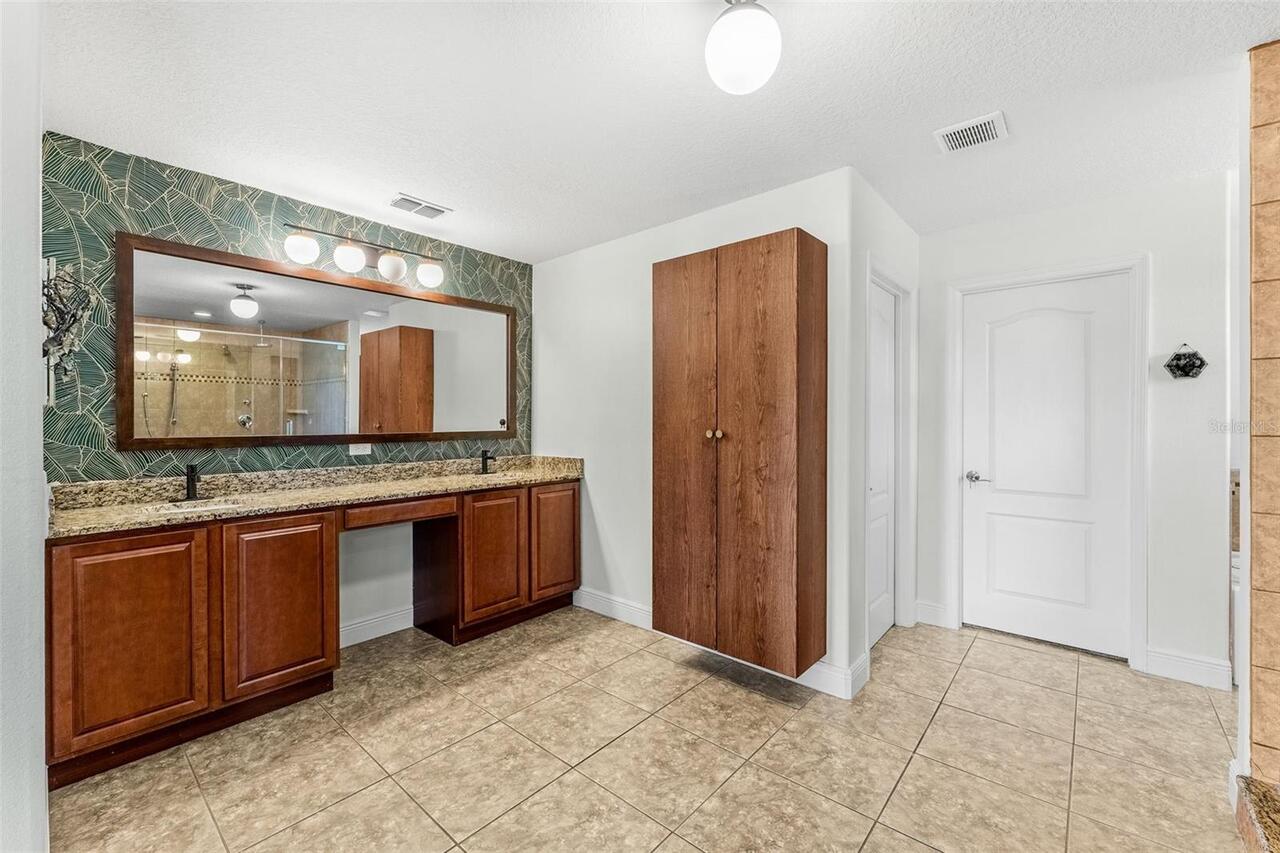 Listing Photo 35