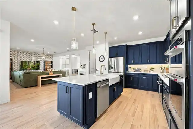 Listing Photo 16