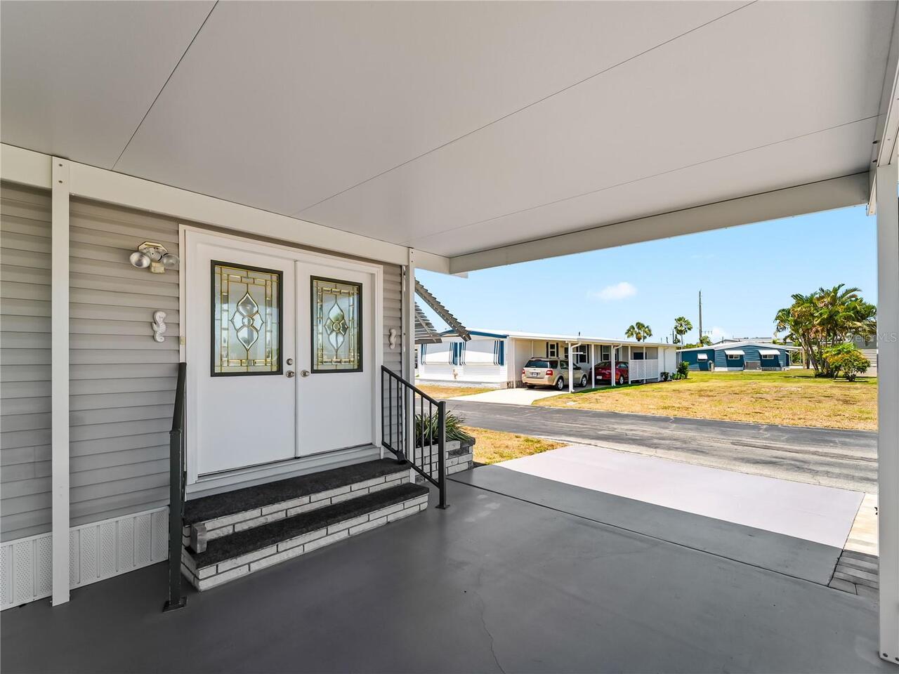 Listing Photo 9