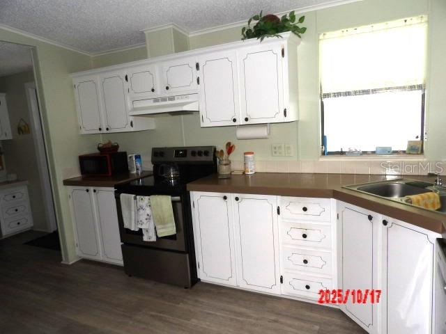 Listing Photo 12