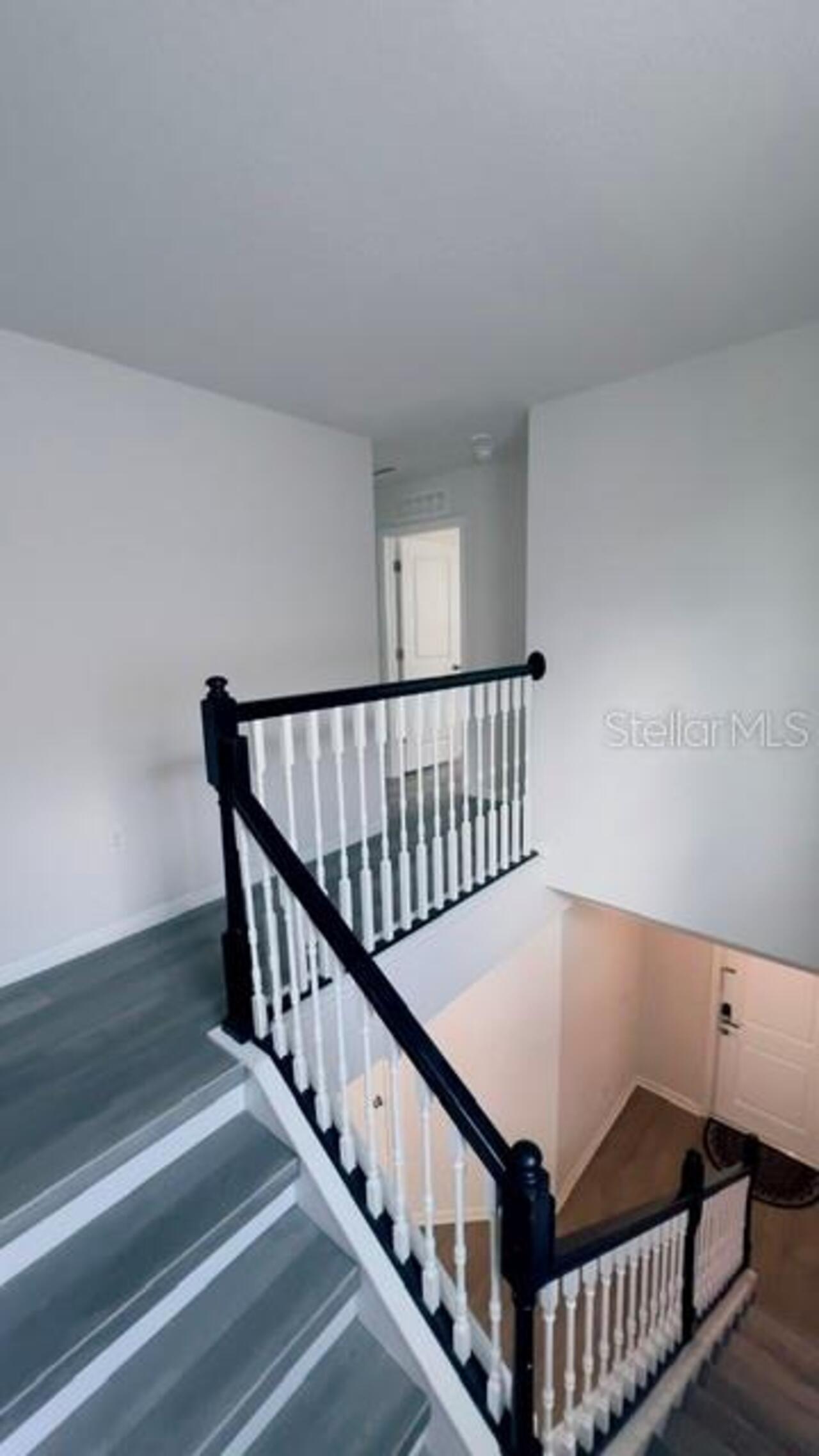 Listing Photo 12