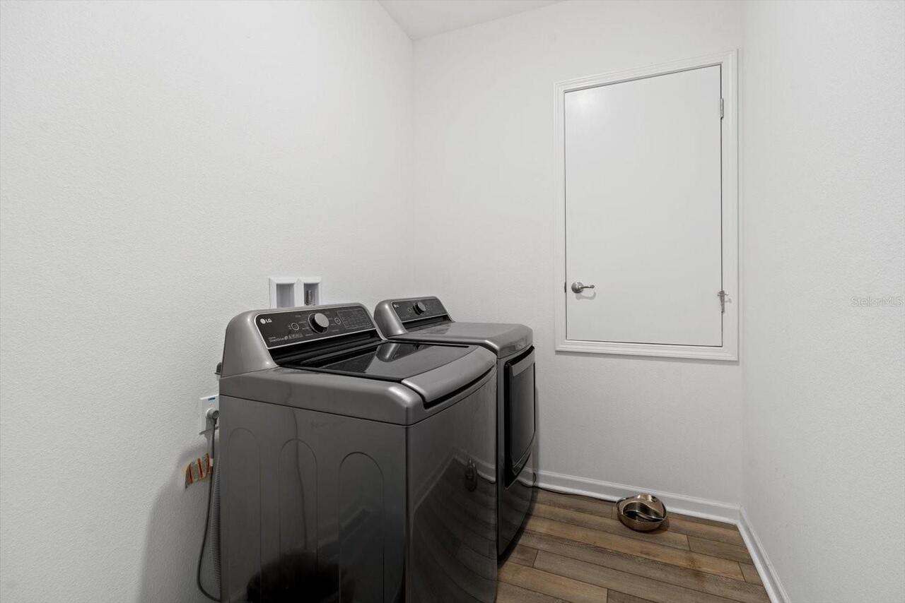 Listing Photo 16