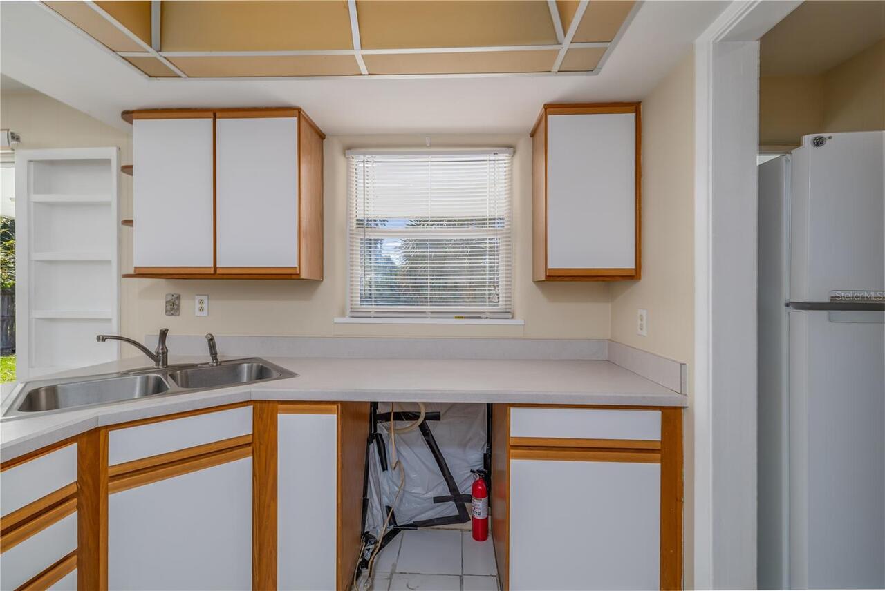 Listing Photo 12