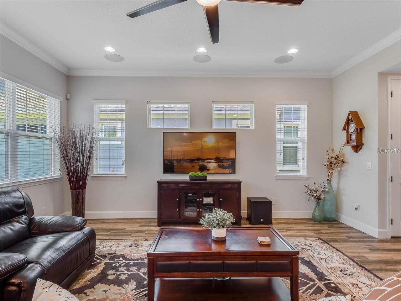 Listing Photo 9