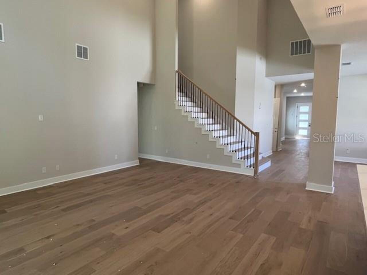Listing Photo 8