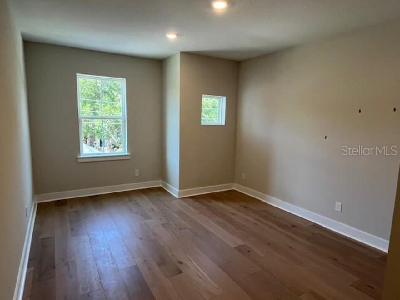 Listing Photo 18