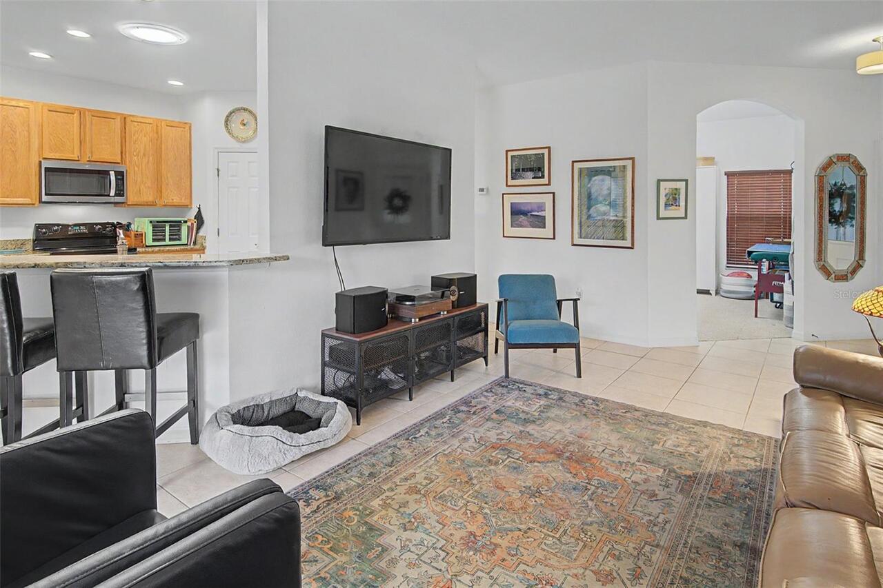 Listing Photo 8