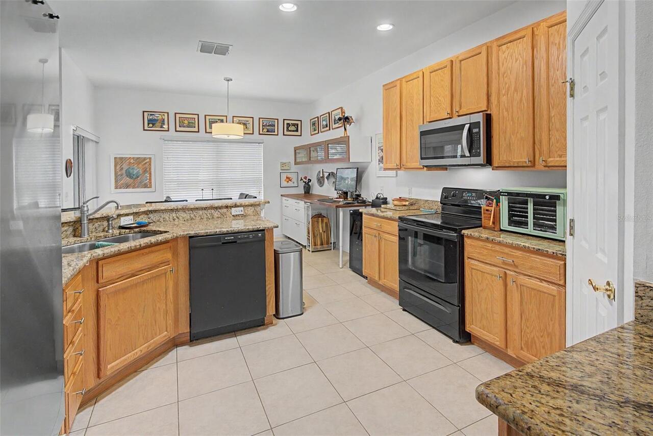 Listing Photo 9