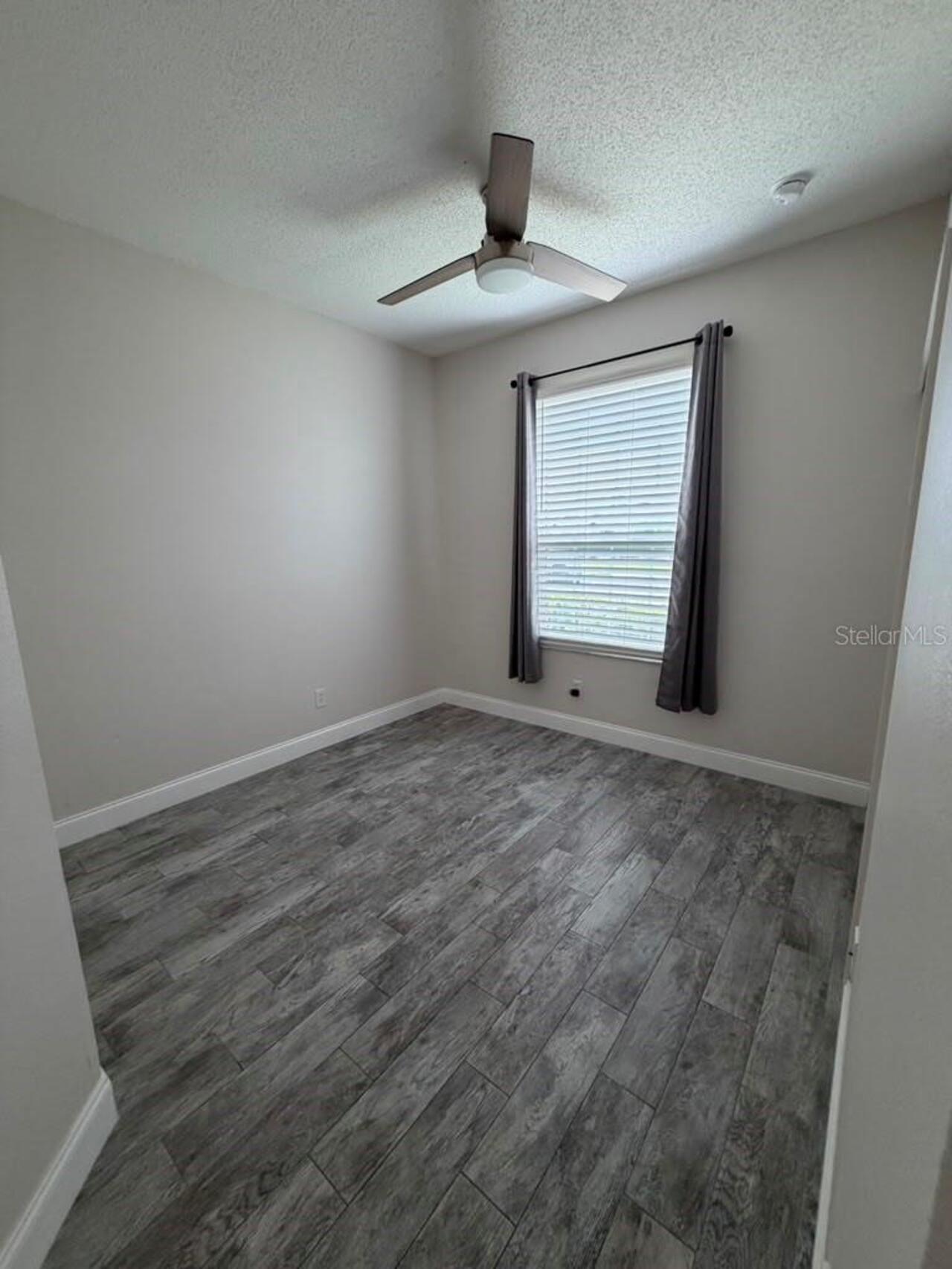 Listing Photo 14