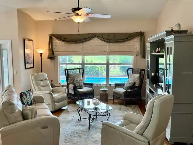 Listing Photo 15