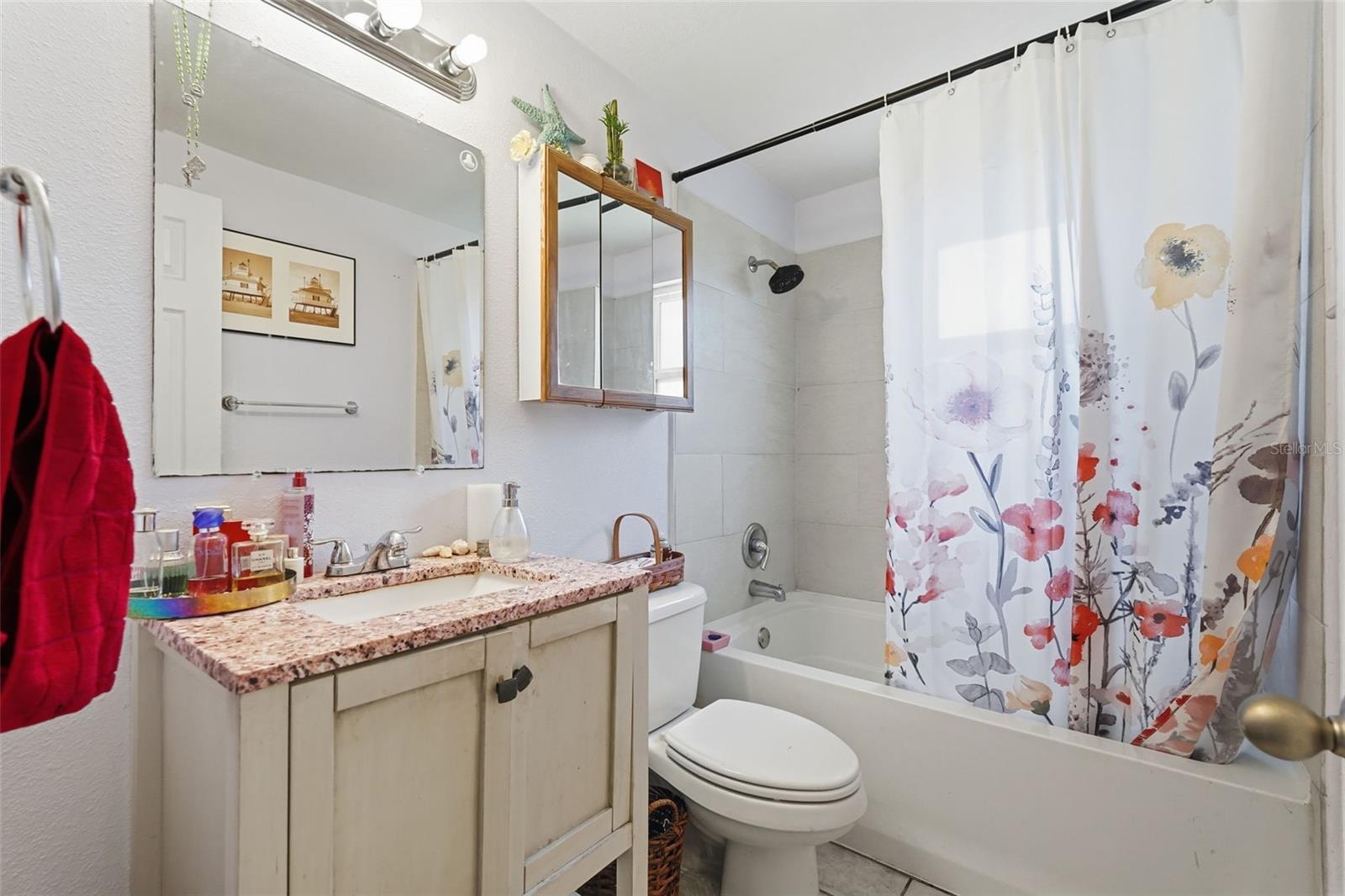Listing Photo 15